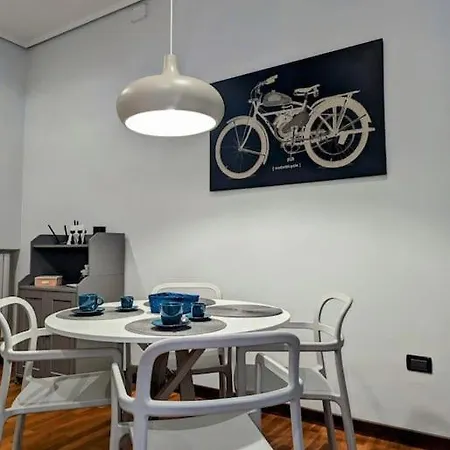 Partenope 3- Exclusive Apt. On The Seafront 아파트